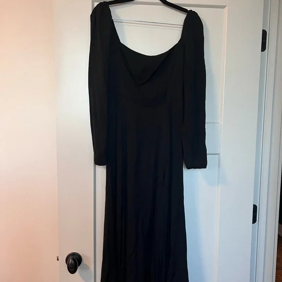 Reformation Sigmund Dress - Picture 3 of 7